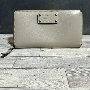 🌻 Kate Spade Wellesley Neda Leather Zip Around Wallet in Porcelain